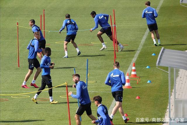 胡明轩21分广东加时胜北控 周琦15+10徐杰15分